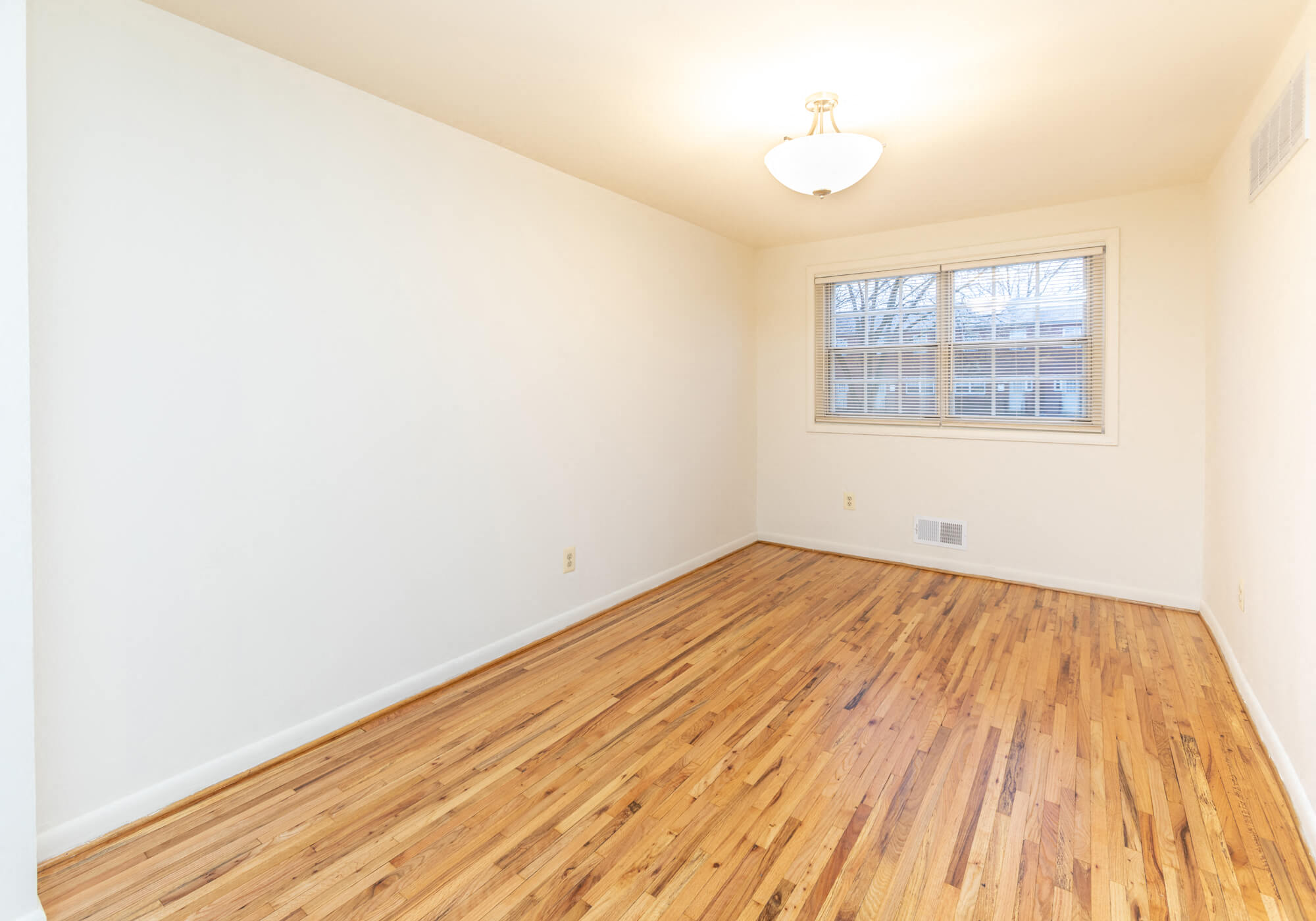 Foxridge Townhomes Image 10